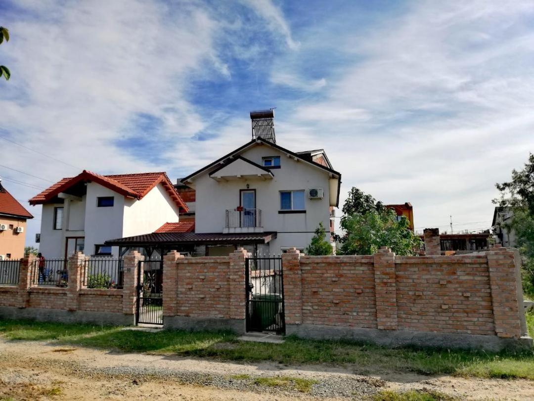 Casa Alba Hotell Năvodari Eksteriør bilde